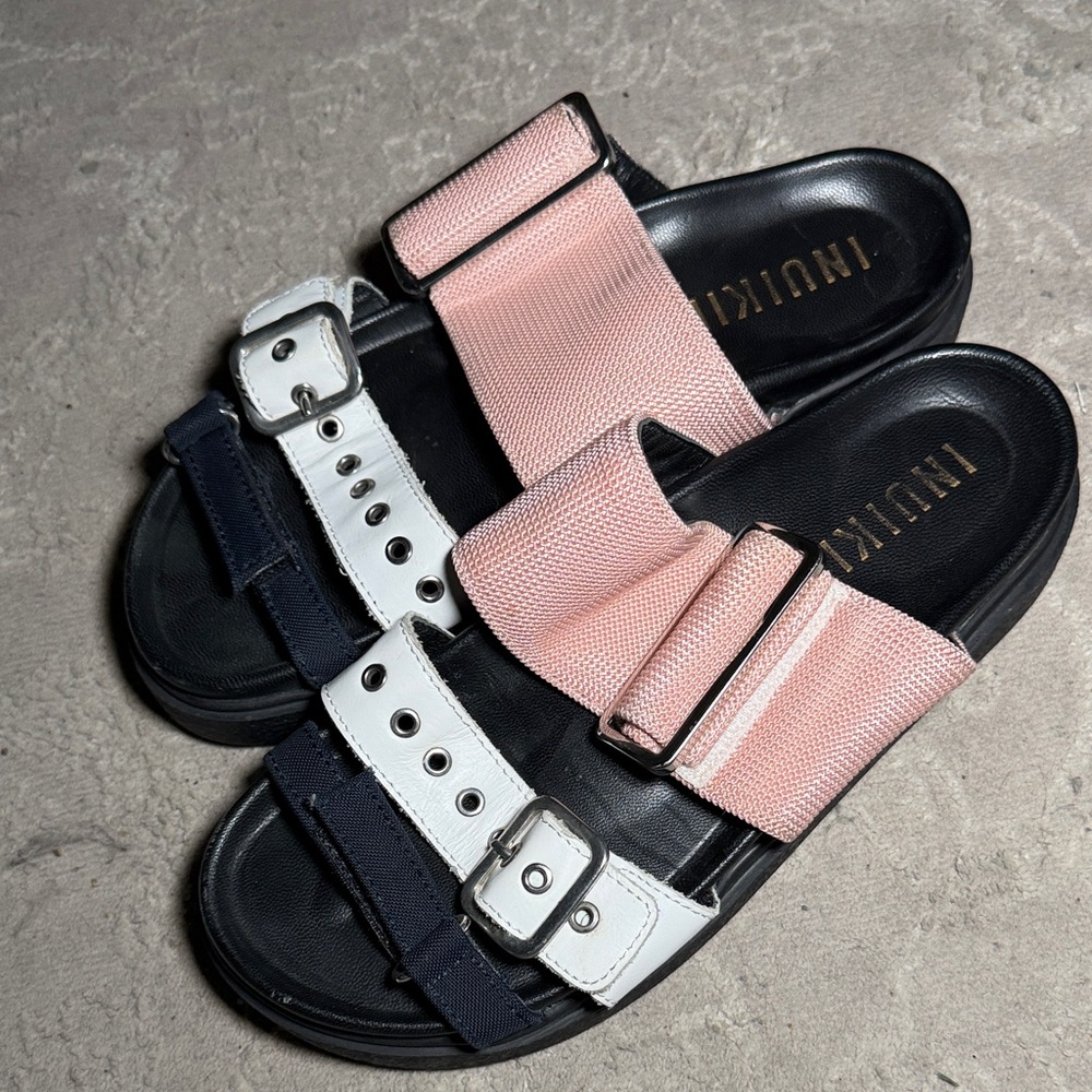 Inuikii Black and Pink Slide Sandals size 7.5